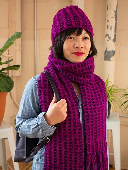 Synergy Hat + Scarf by Stephanie Earp – Wool and Company display picture 1