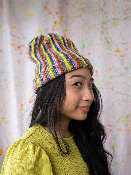 Gather Garter Hat by Lindsay Degen – Wool and Company