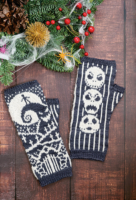 The Nightmare Before Christmas: The Official Knitting Guide by Tanis Gray