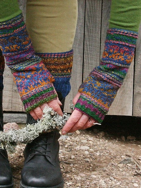 Austra's Wrist Warmers by Inese Iris Liepina – Wool and Company
