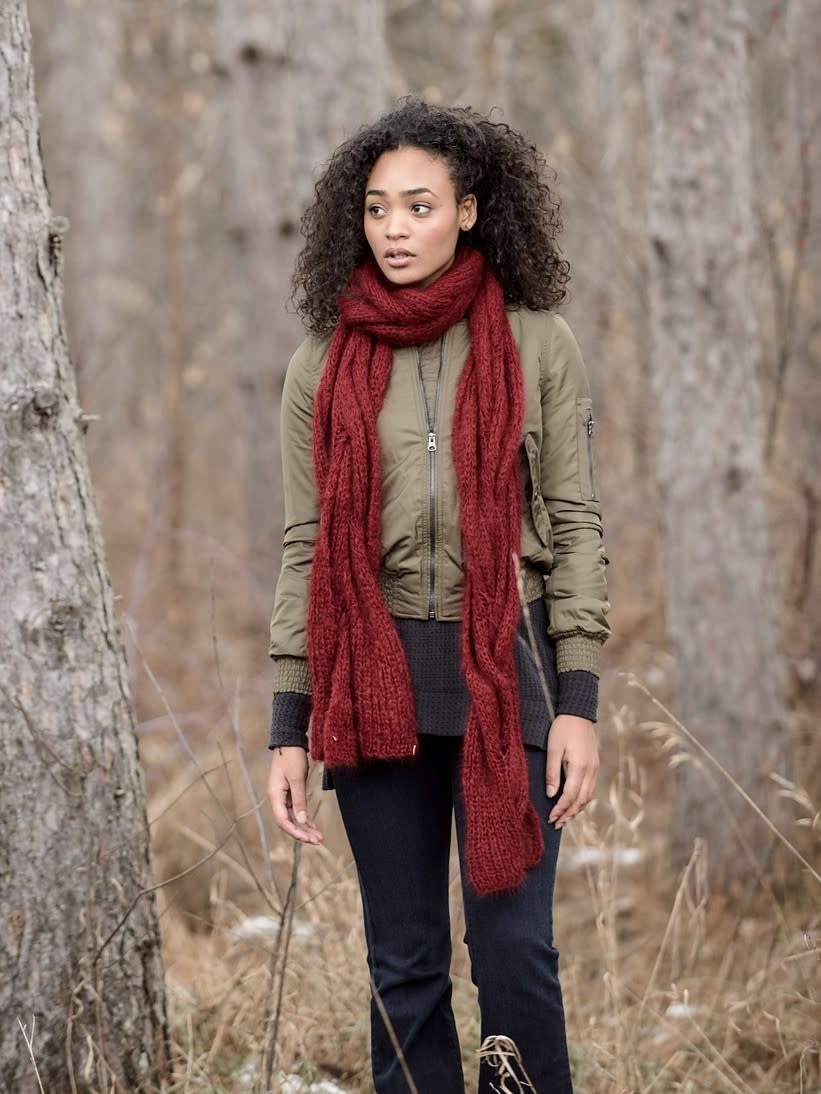 Callaway Cable Scarf by Jane Veitenheimer – Wool and Company