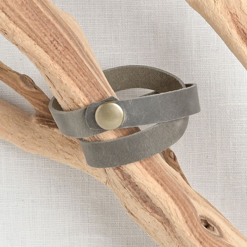 JUL Designs Simple Snap Shawl Cuff/Bracelet, Pewter w/ Antique Brass Hardware