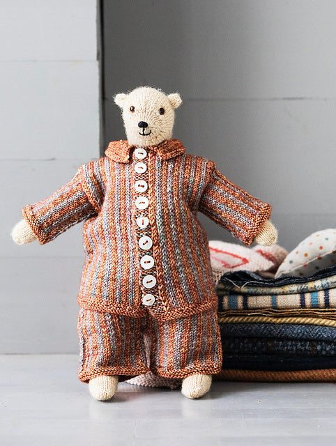 Laine Mouche & Friends: Seamless Toys to Knit & Love by Cinthia Vallet