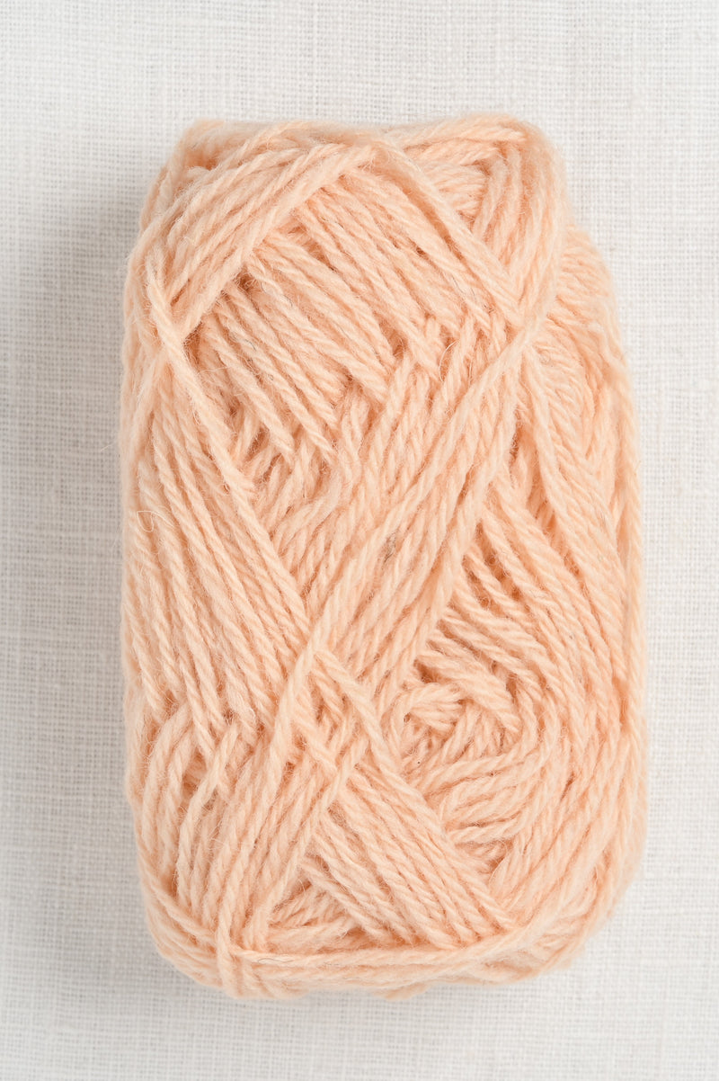 jamieson's shetland double knitting 440 peach
