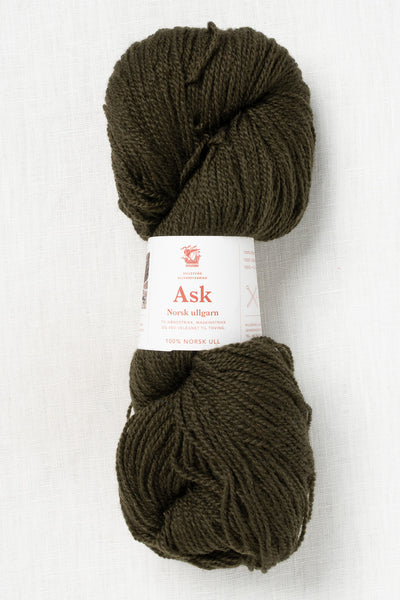 Hillesvåg Ask 6110 Dark Olive Green