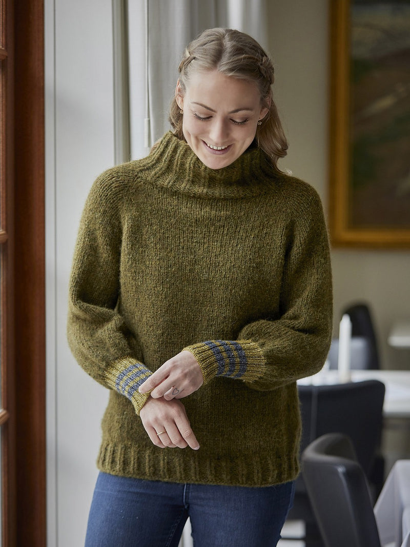 Lines Sweater by Trine Meulengracht