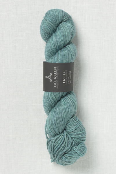 Julie Asselin Leizu Fingering Forager