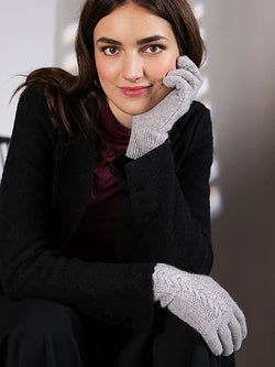 Gloves Lan by Pascuali Designs