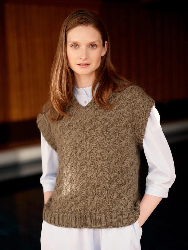 Laine Entwined by Meiju Kallio