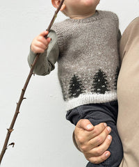 Snow Vest by Pernille Larsen