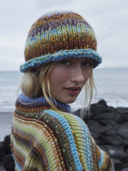 CHOOSE LOVE by WOOLADDICTS Design Team – Wool and Company