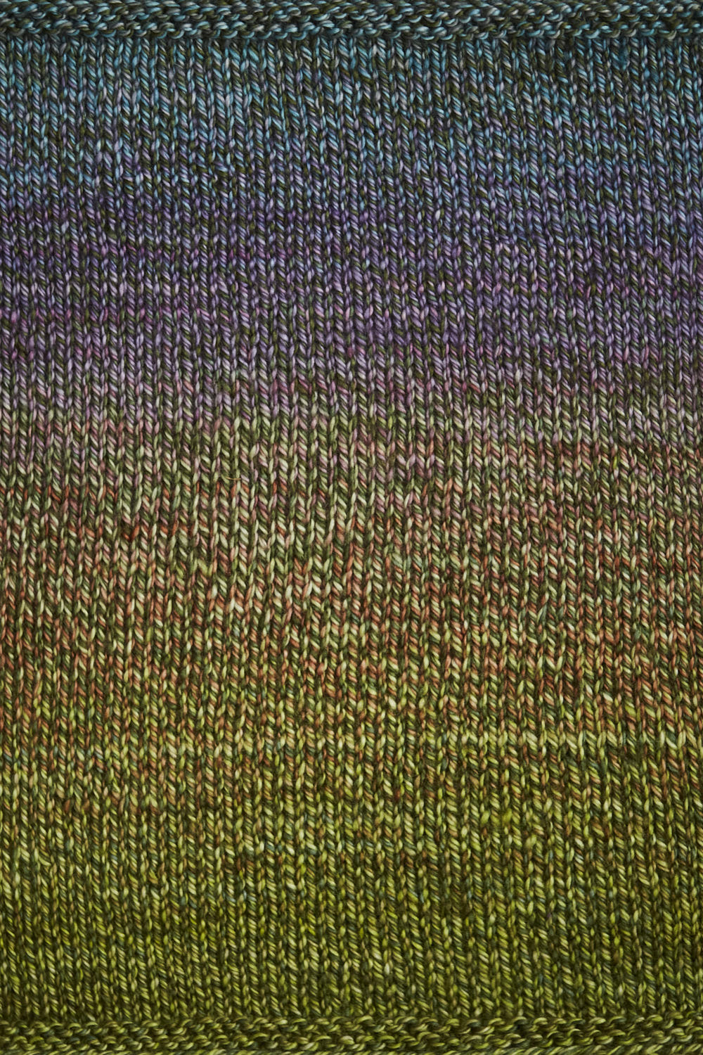 Urth Yarns Spiral Grain Light Worsted Sugar Pine swatch