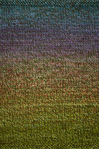 Urth Yarns Spiral Grain Light Worsted Sugar Pine swatch