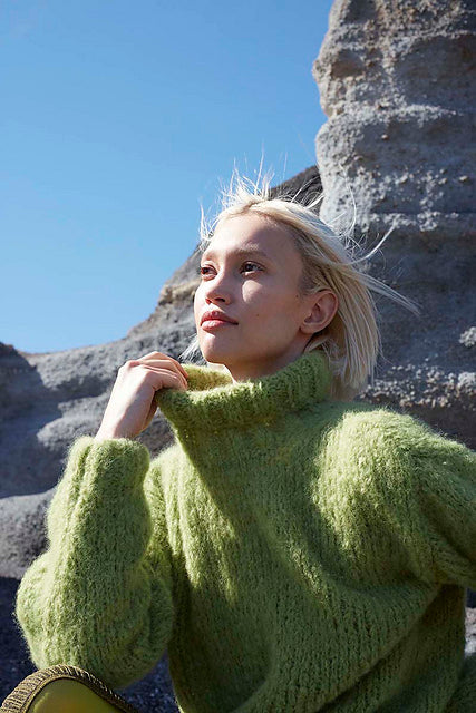 Lush Oasis by WOOLADDICTS Design Team