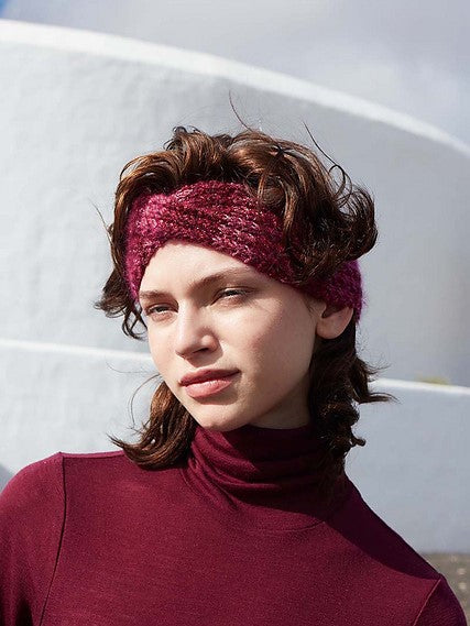 Pearl-kissed by WOOLADDICTS Design Team