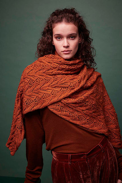 Gillian Shawl by LANGYARNS SWITZERLAND