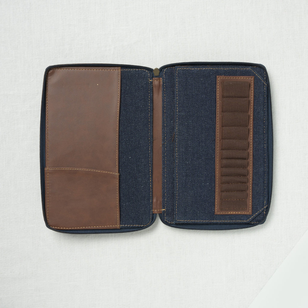 Lykke Oxford 5" Zipper Needle Case Denim with Chocolate Accent
