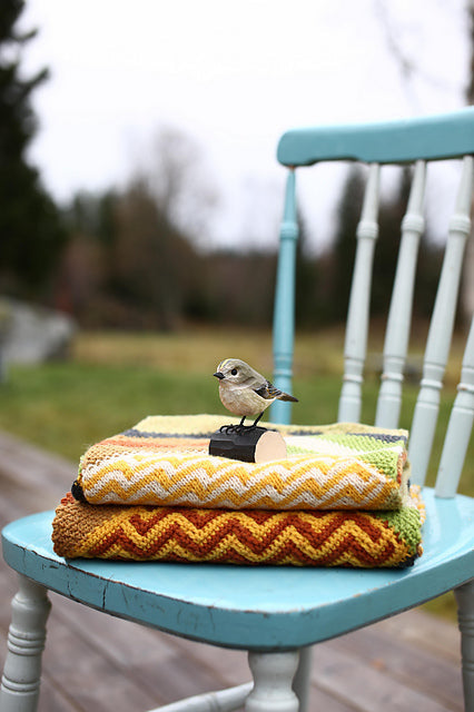 Goldcrest Scarf (Knit) by Martin Up North