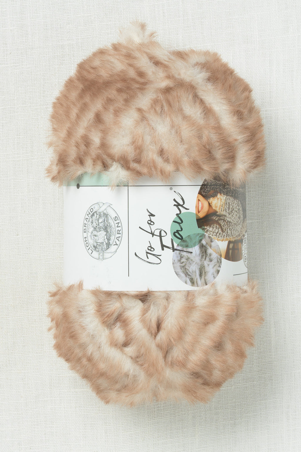 Lion Brand Go For Faux 203BS Pomeranian