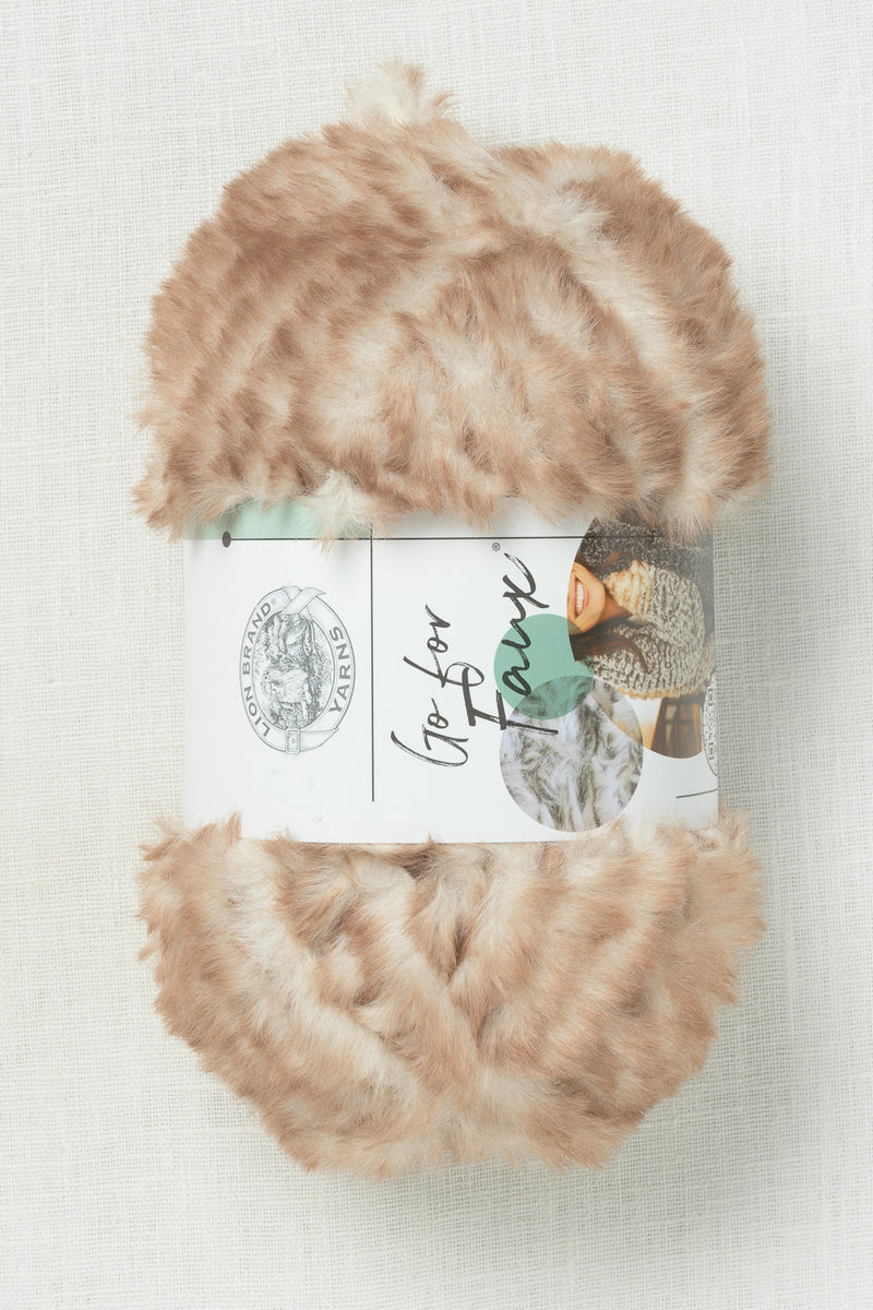 Lion Brand Go For Faux 203BS Pomeranian