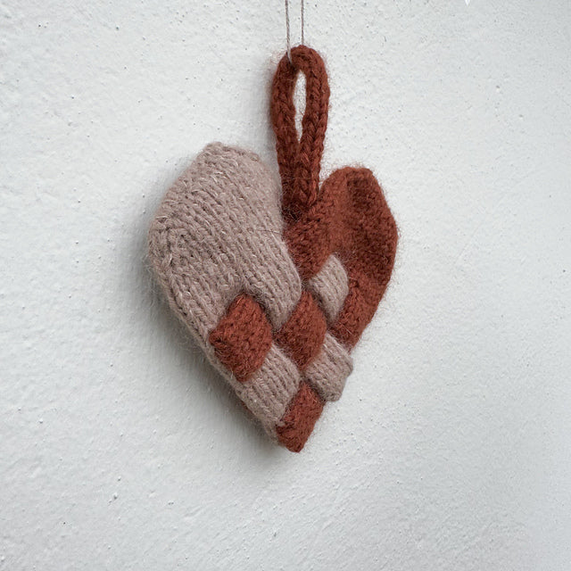 Olives Christmas Heart by Pernille Larsen