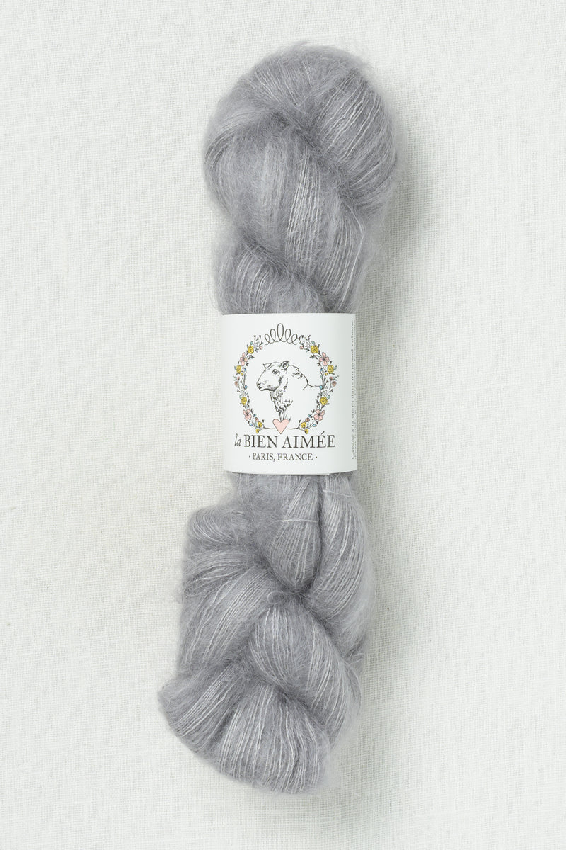 La Bien Aimee Soyeux Direwolf