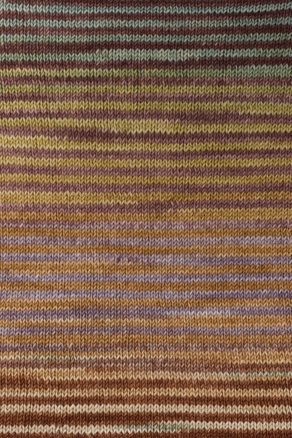 Urth Yarns Uneek DK 6036 swatch