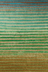 Urth Yarns Uneek DK 6034 swatch