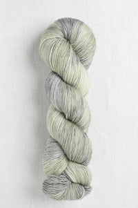 Madelinetosh Biggie Matcha / Solid