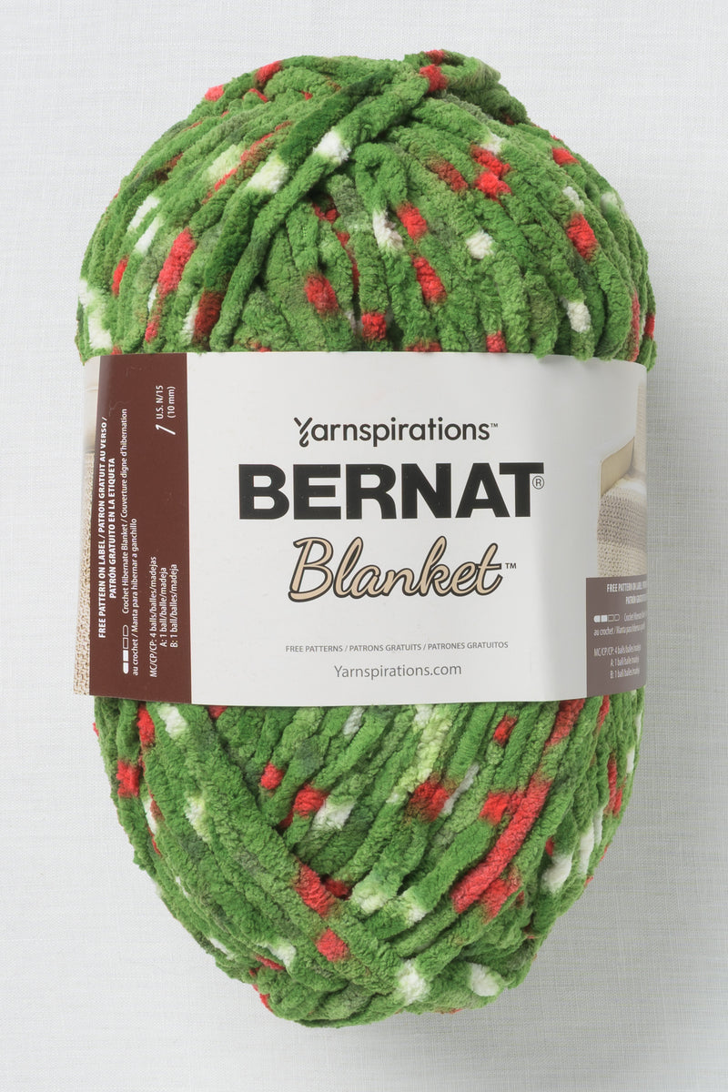 Bernat Blanket Holly Wreath Dot