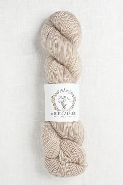 La Bien Aimee Kumo Parchment