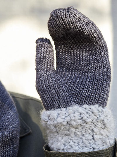 Twofold Mittens by Nina Holubcova