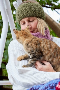 Basit by Catherine Salter Bayar