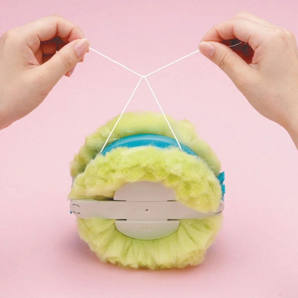 Clover Pom Pom Maker Extra Large