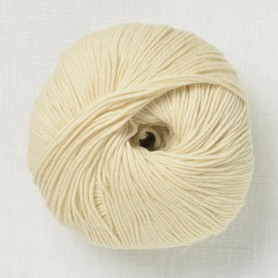 Universal Yarn Deluxe Worsted Superwash 734 Cream