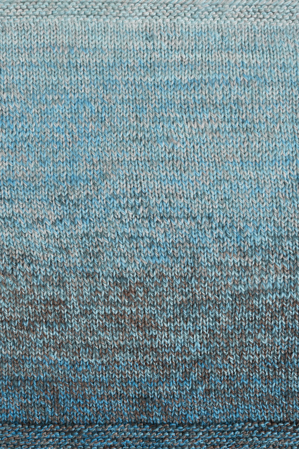 Urth Yarns Spiral Grain Sport Silver Fir swatch