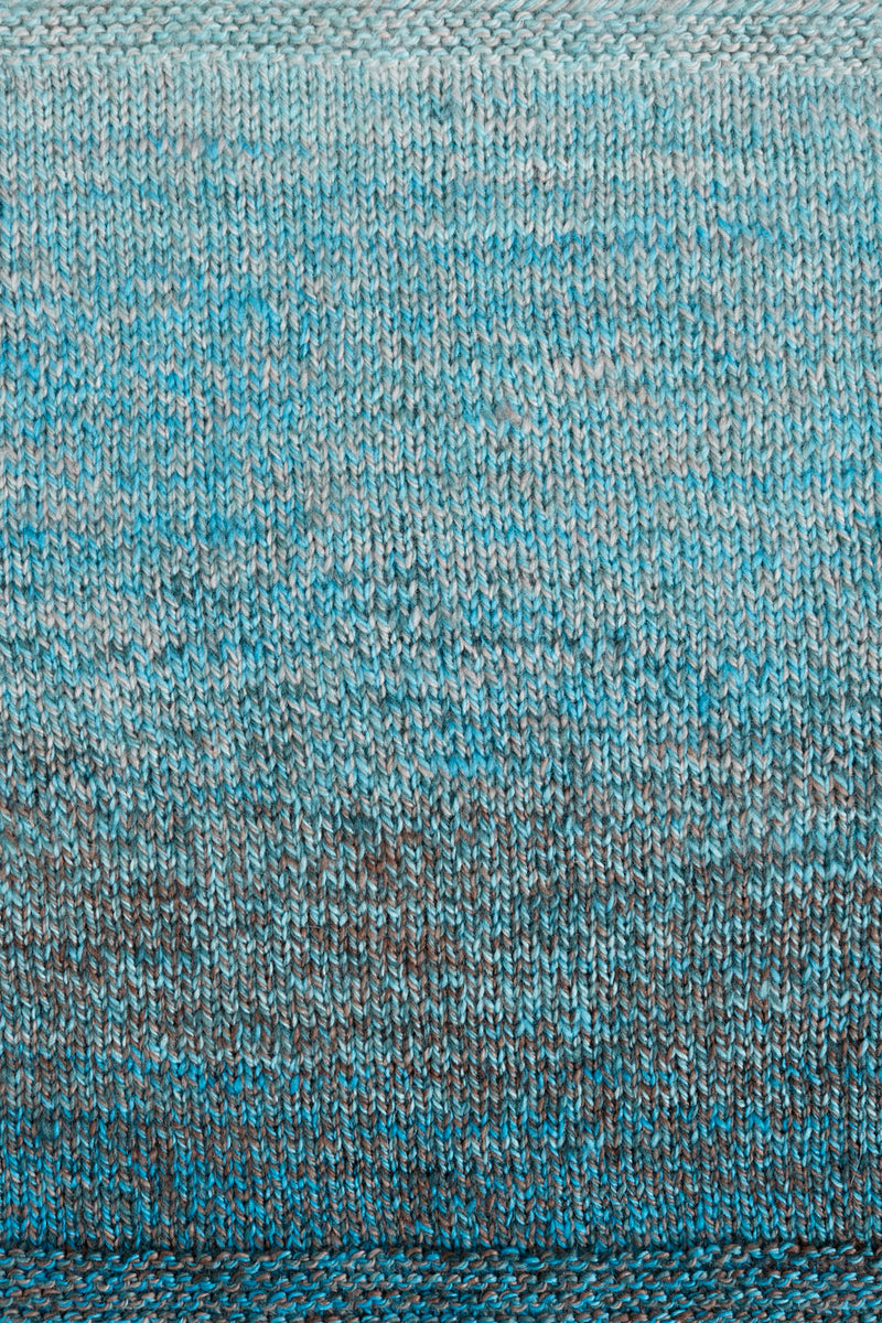 Urth Yarns Spiral Grain Sport Silver Fir swatch