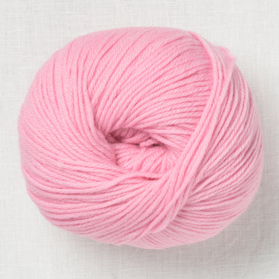 Universal Yarn Deluxe Worsted Superwash 722 Classic Pink