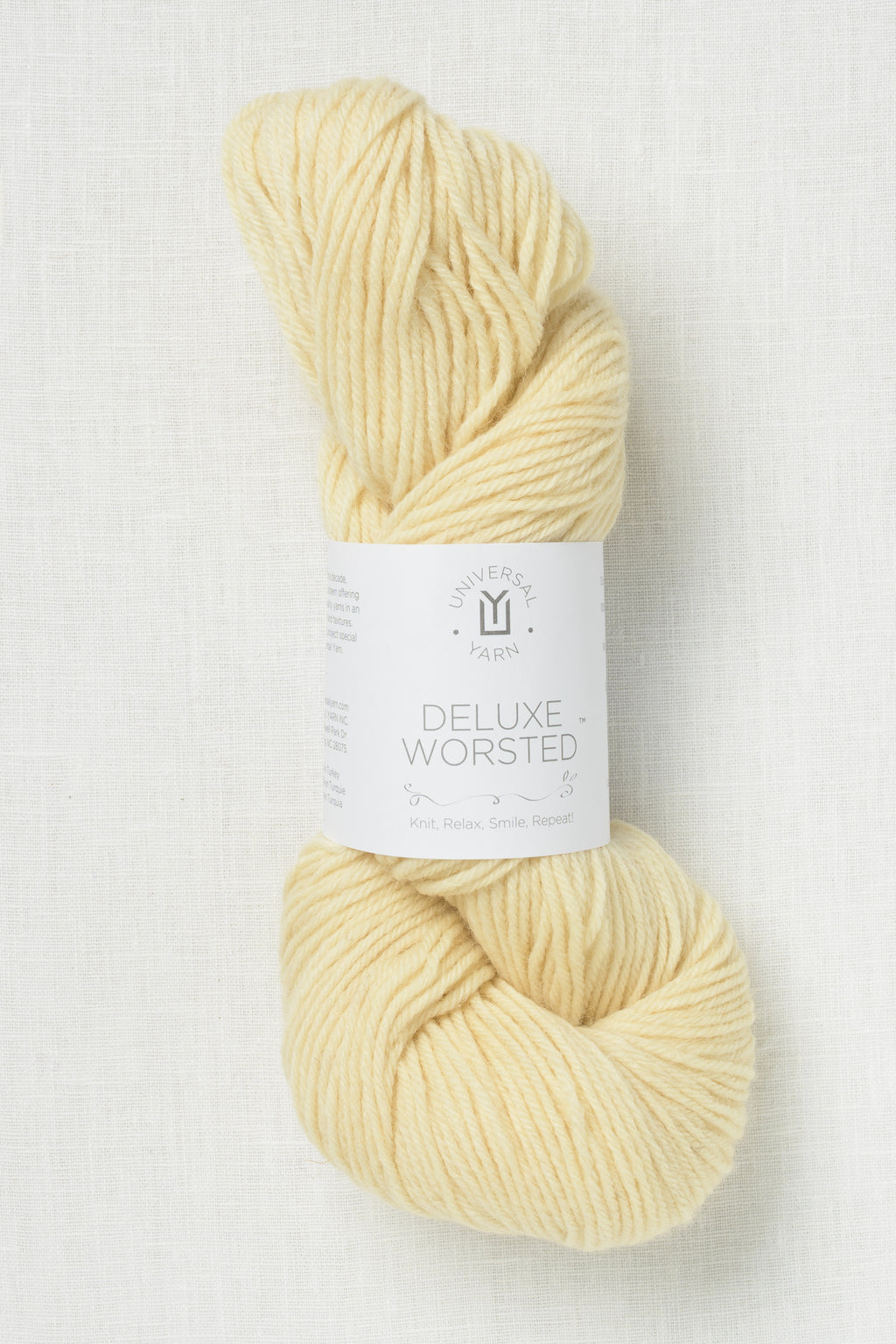 Universal Yarn Deluxe Worsted 40001 Cream Undyed