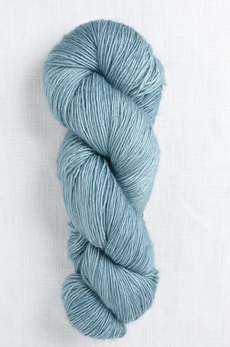 Madelinetosh Biggie Well Water (Core)