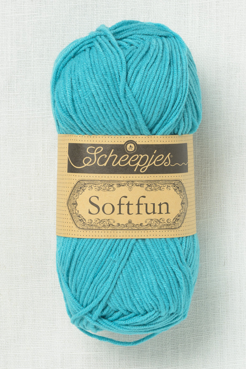 Scheepjes Softfun 2423 Bright Turquoise