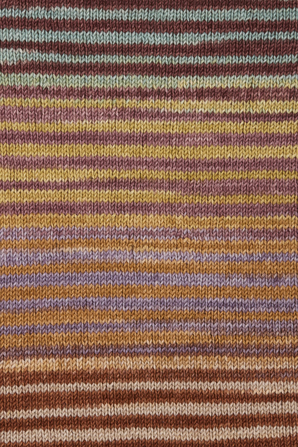 Urth Yarns Uneek Fingering 3036 swatch