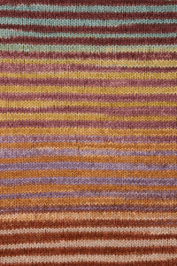 Urth Yarns Uneek Fingering 3036 swatch