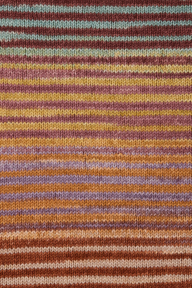 Urth Yarns Uneek Fingering 3036 swatch