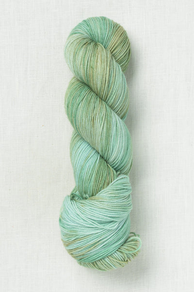 Madelinetosh Twist Light Lost in Trees / Solid (Core)