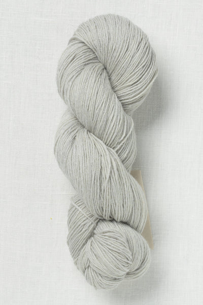 Urth Yarns Trill Heron