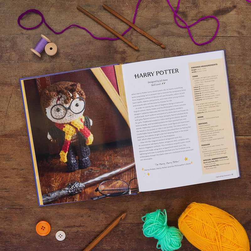 Harry Potter: The Official Book of Crochet Amigurumi by Jody Revenson