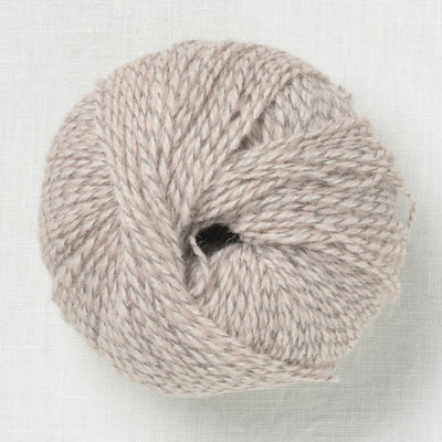 Universal Yarn Linear 104 Abstract