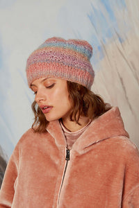 Selina Hat PTO-061_04 Lang Yarns