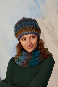 Silke Hat PTO-061_17 Lang Yarns